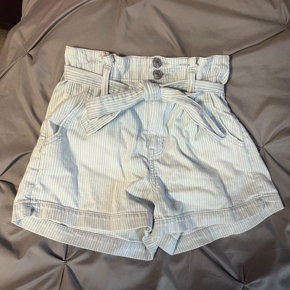 American Eagle Paperbag Shorts